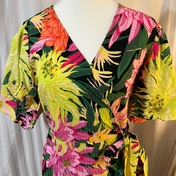 H&M Classy Spring Summer Floral Colorful Wrap Dress - Picture 1 of 10